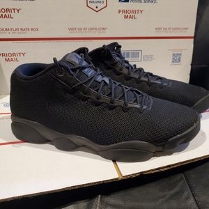 Jordan Horizon Low 'Black' size 13